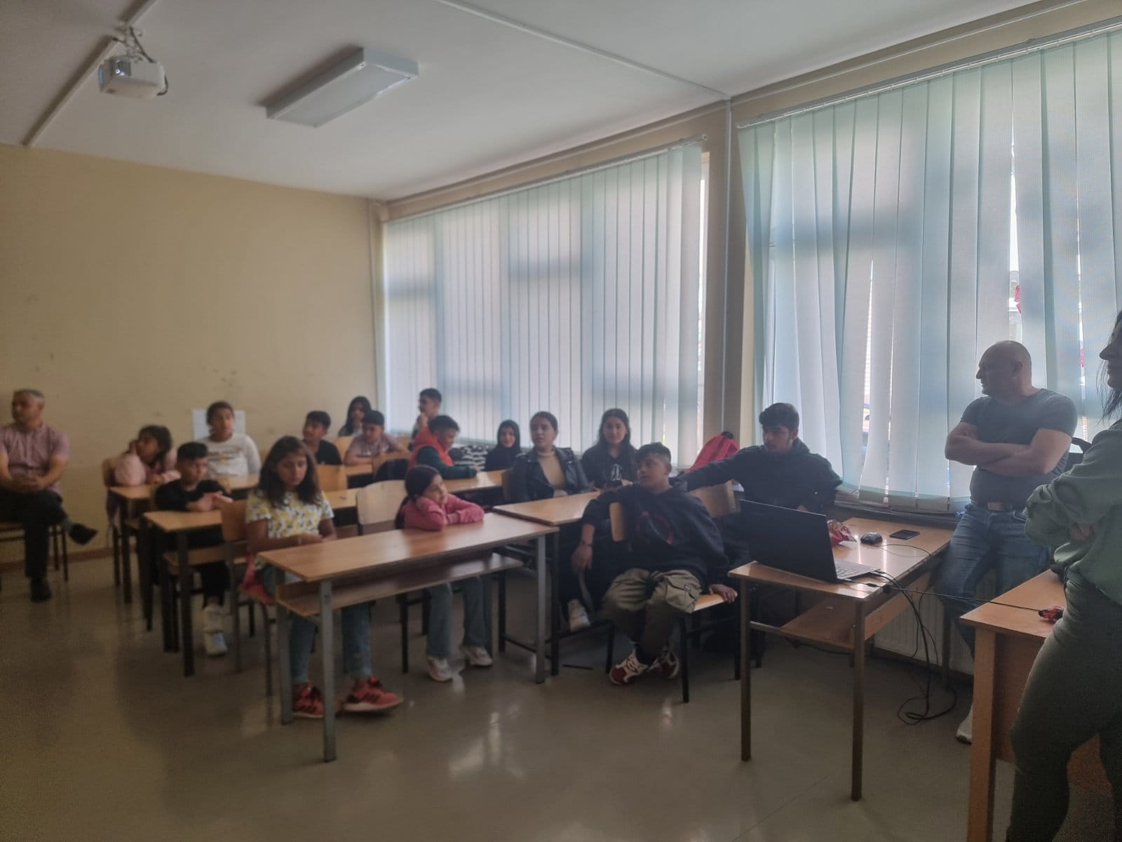 438083103_122164122632035731_5473591326585185214_n