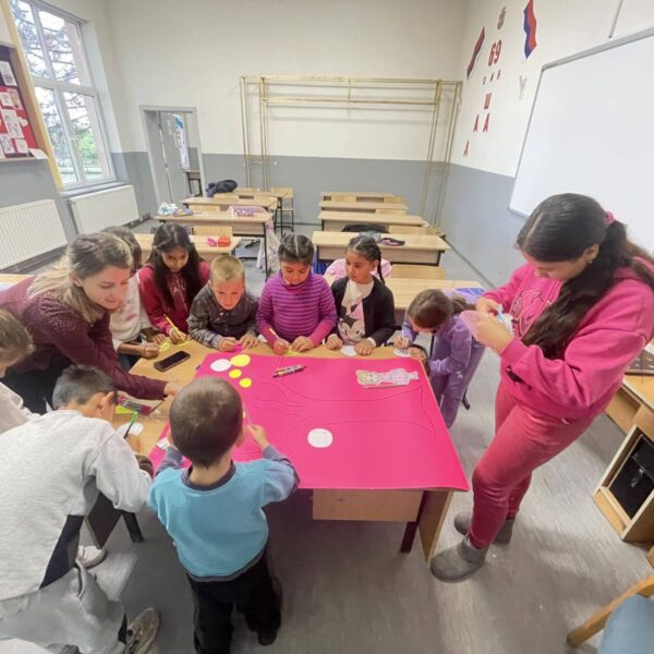 558927102_122255860814035731_3813719873782477547_n